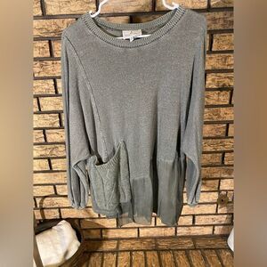 Belle France a symmetrical sweater‎